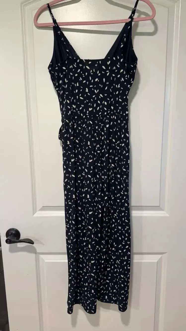 Navy White Wrap Romper Pocketed Summer Vacation Coastal Chic Medium